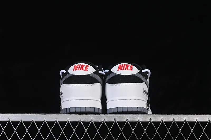 All categories Nk SB Dunk Series Nk SB Dunk Low High-end customized low-top sneakers Nike SB Dunk Low straps Anniversary high-end customized low-top casual sneakers WG0716-152